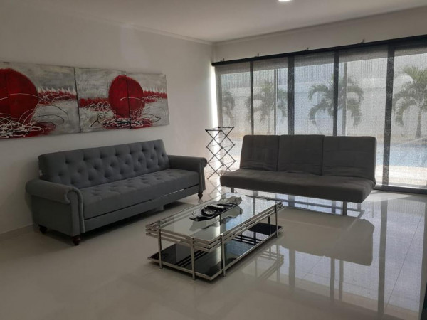 REF 10 Apartamento de una habitación edificio Sea View